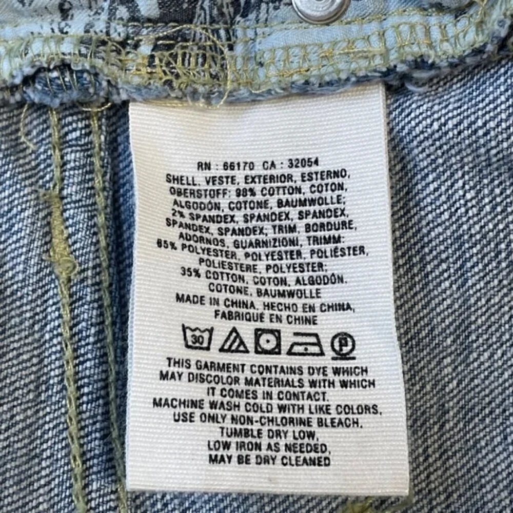 ANTHROPOLOGIE Pilcro and the Letterpress 'Hyphen' Jean Shorts - Size 26 - Picture 7 of 7